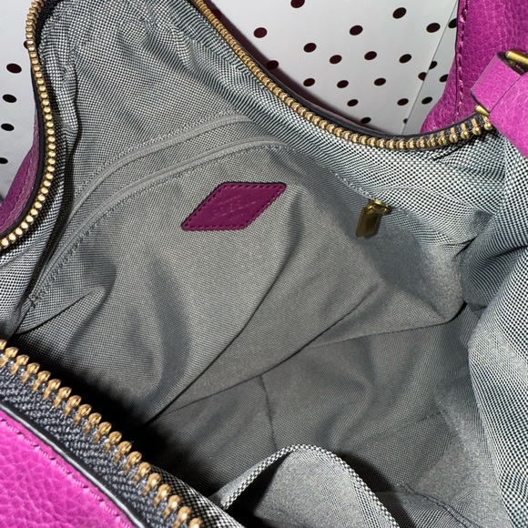 Fossil Hannah Hobo Magenta NWT - Picture 6 of 9